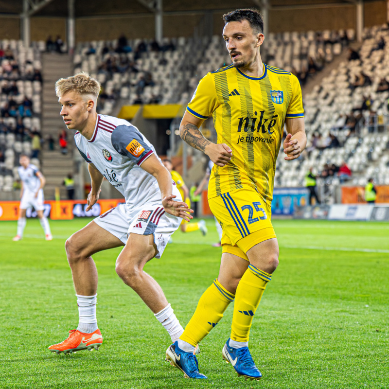  Semifinále play-off o EKL: FC Košice_Podbrezová