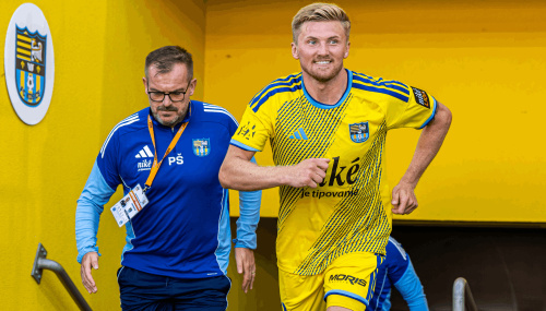 Taylor Moore: Doma musíme byť pre súperov nepríjemní