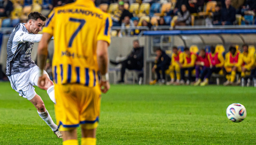 V Dunajskej Strede neúspešne, prehrali sme dvojgólovým rozdielom